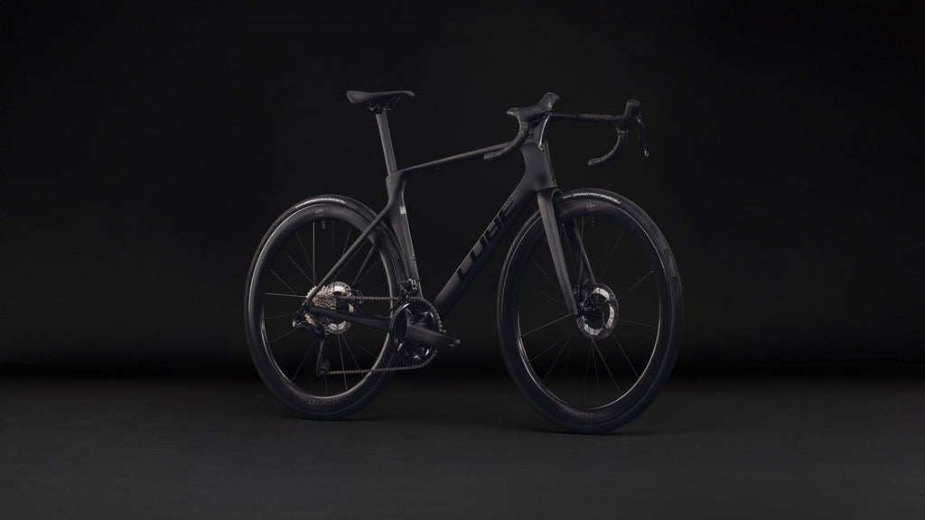 Cube Agree C:62 Pro  carbon´n´black (2027)