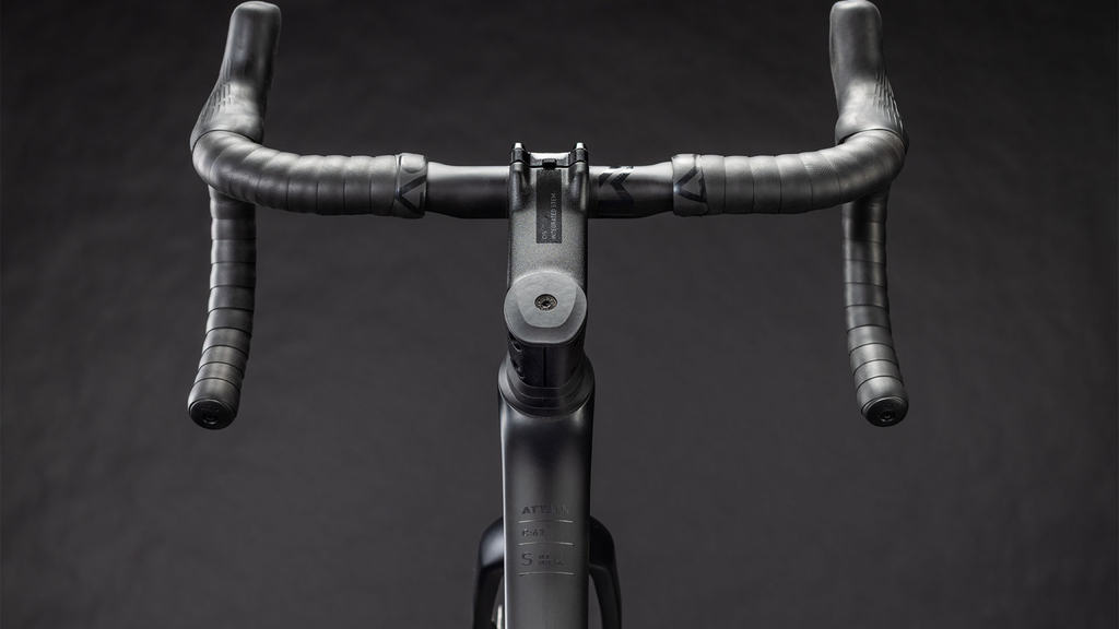 Cube Attain C:62 SLT  carbon´n´coalchrome (2026)