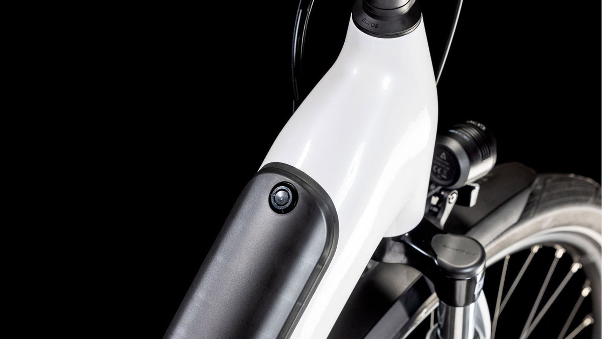 Cube Supreme Hybrid Comfort ONE 500 metallicwhite´n´black