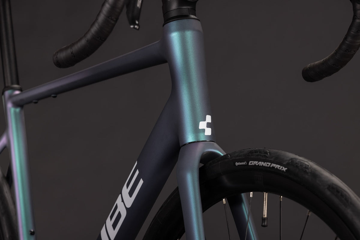 Cube Attain Race  smaragdgrey´n´white (2027)