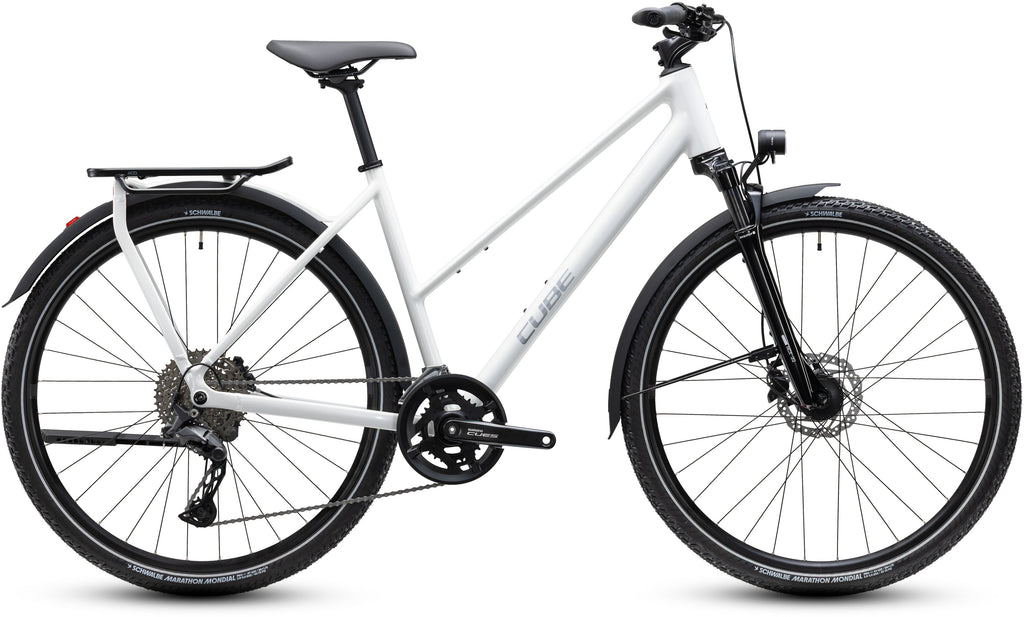Cube Kathmandu Pro Trapez metallicwhite´n´chrome (2027)