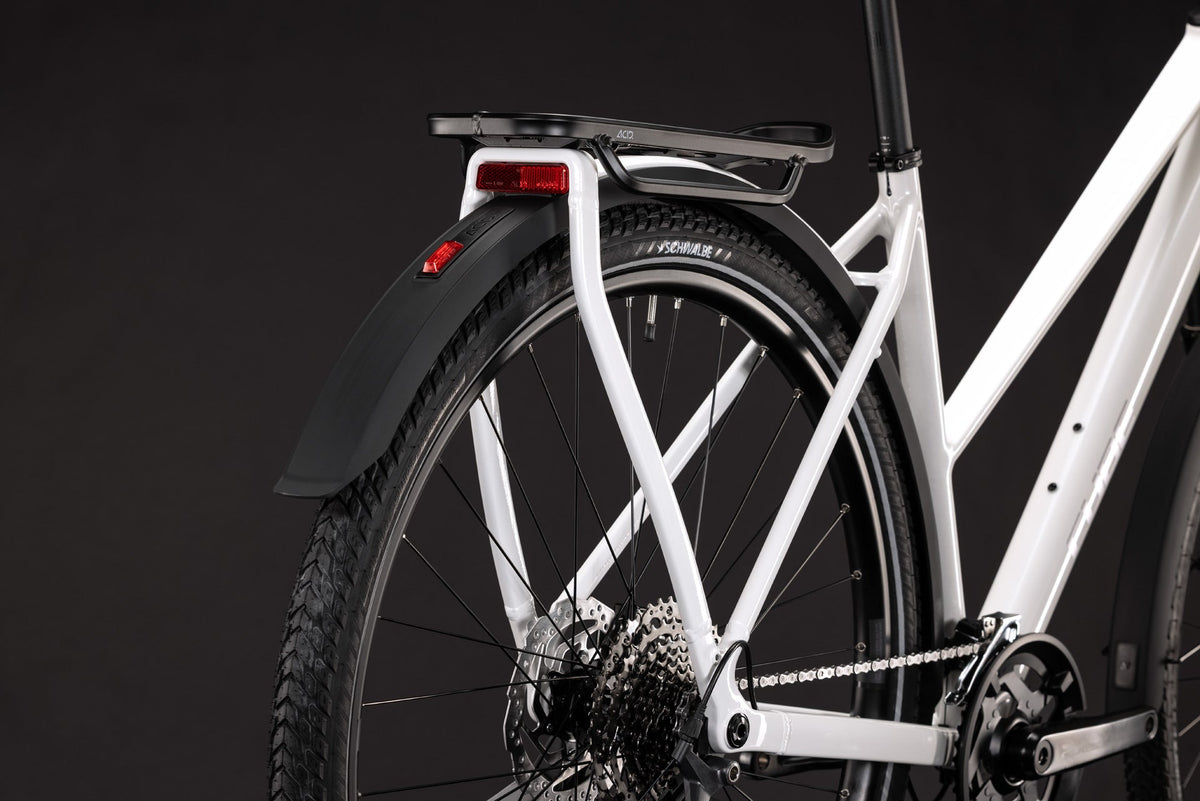 Cube Kathmandu Pro Trapez metallicwhite´n´chrome (2027)
