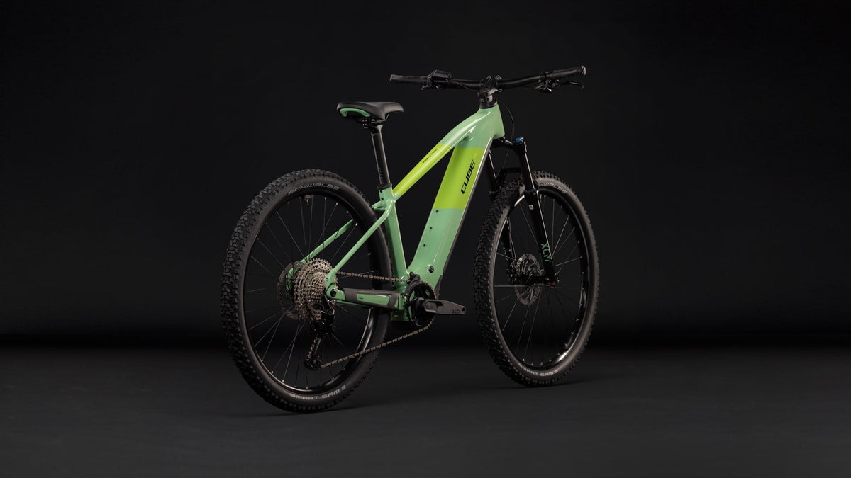 Cube Reaction Hybrid ONE 720 Diamant cactus´n´black (2027)